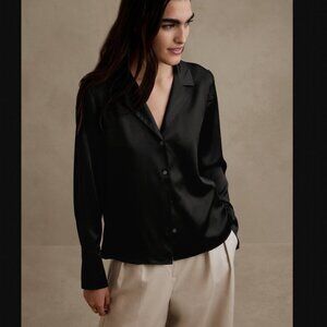 Banana Republic Bliss Silk Resort Shirt Blouse Black NWT